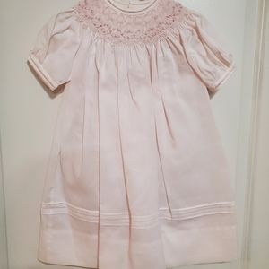 🚨 Feltman Bros 12M Pink Smocked Dress